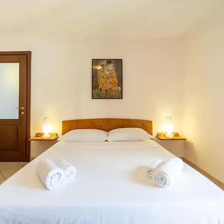 On The Waterfall With A View And Wifi Apartment *