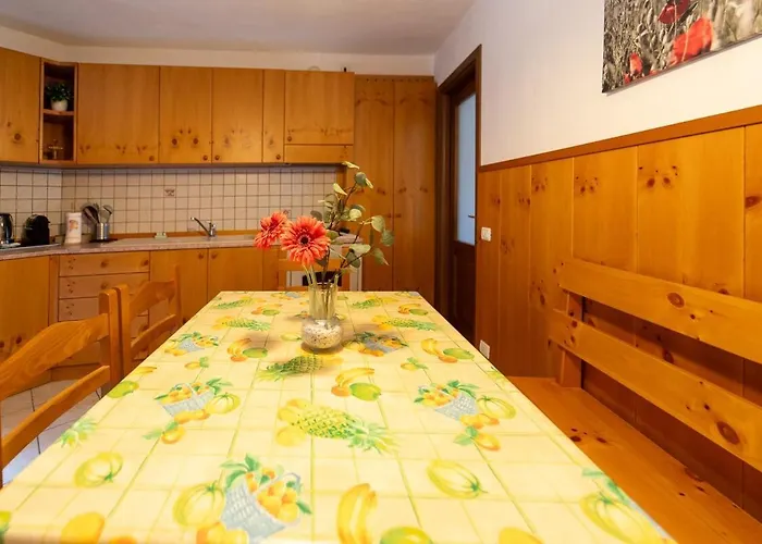 On The Waterfall With A View And Wifi Apartament