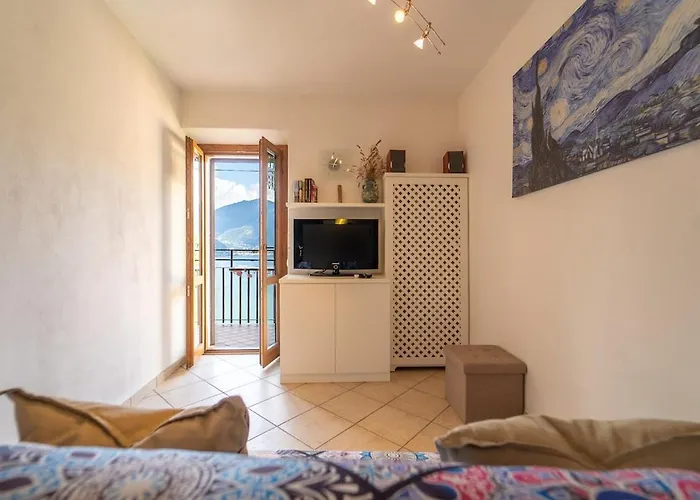 On The Waterfall With A View And Wifi *