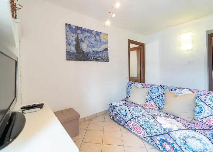 On The Waterfall With A View And Wifi Apartment Nesso